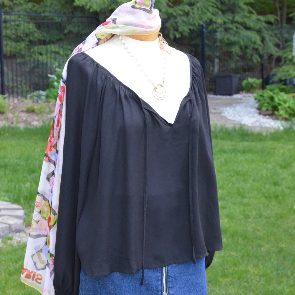 H&M Open Sleeve Blouse